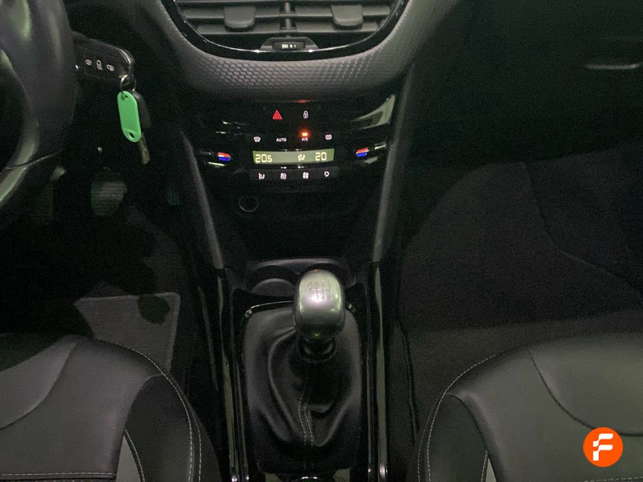 Foto Peugeot 2008 17