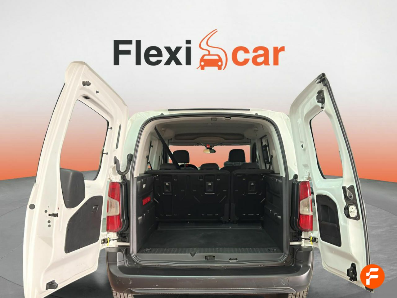 Foto Peugeot Rifter 7