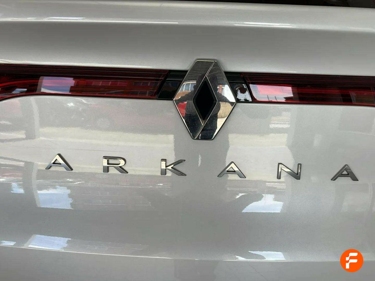 Foto Renault Arkana 10
