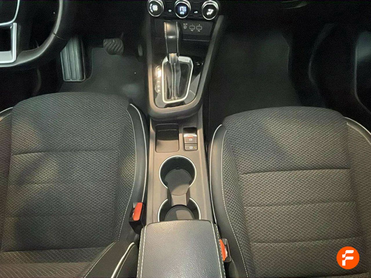 Foto Renault Arkana 22