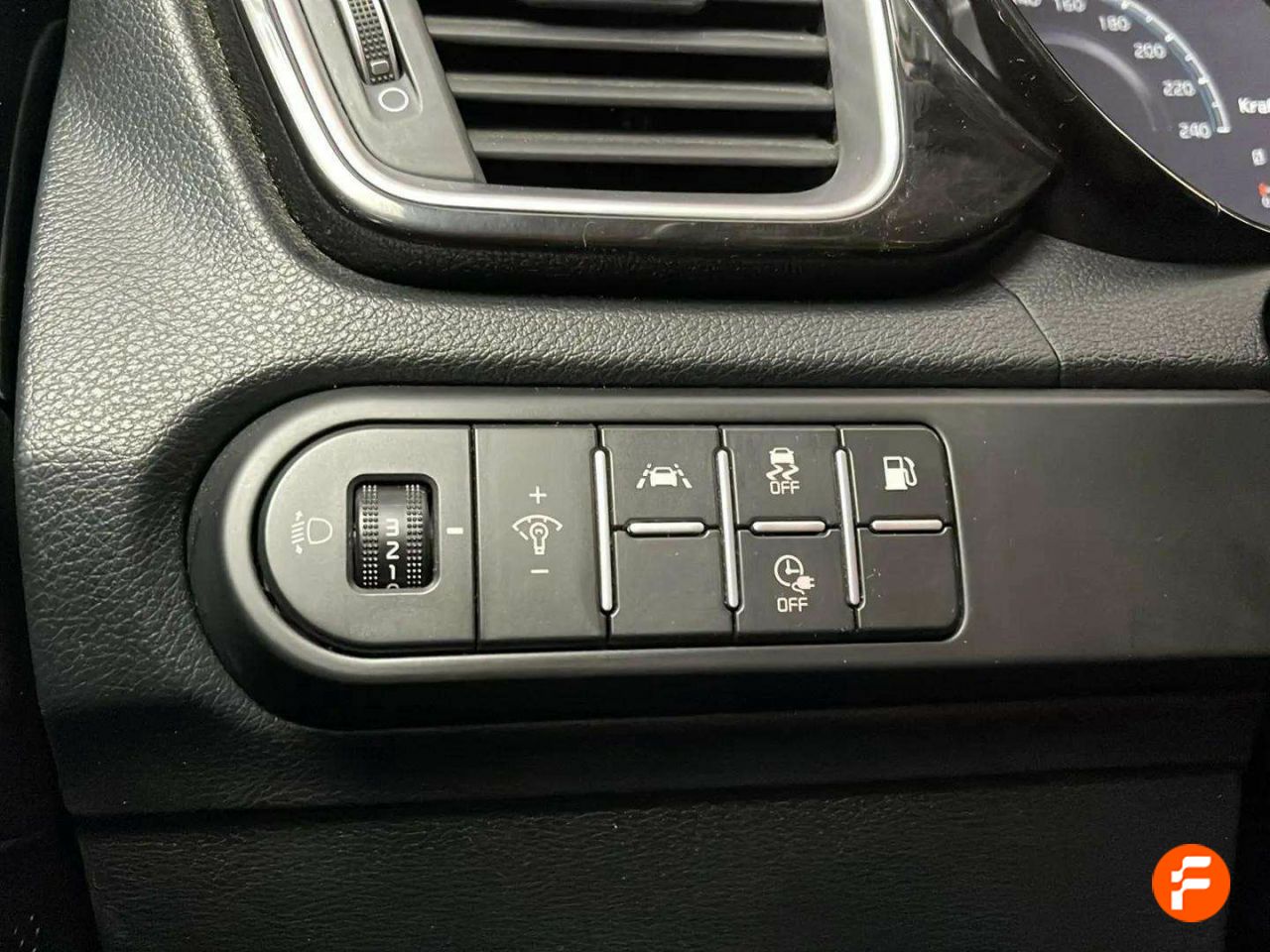 Foto Kia Ceed 24