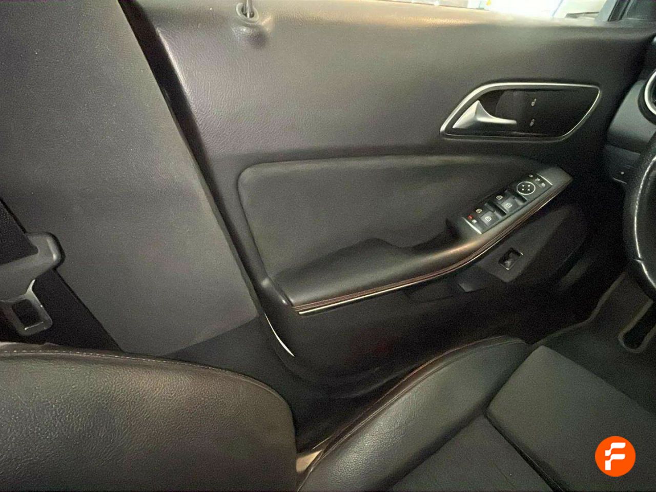 Foto Mercedes-Benz Clase CLA 18