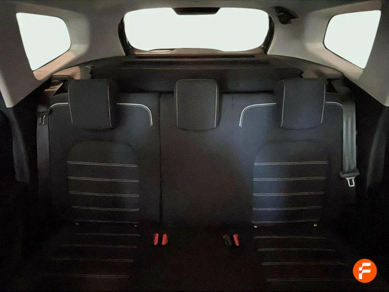 Foto Dacia Duster 16