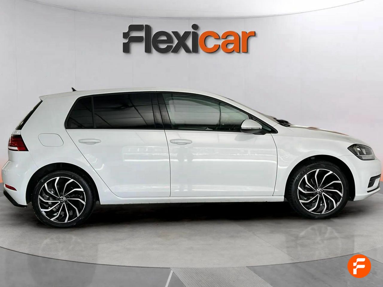 Foto Volkswagen Golf 9