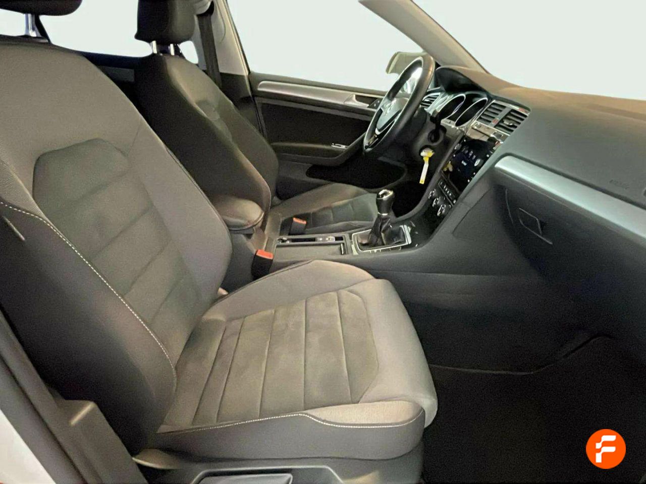 Foto Volkswagen Golf 15