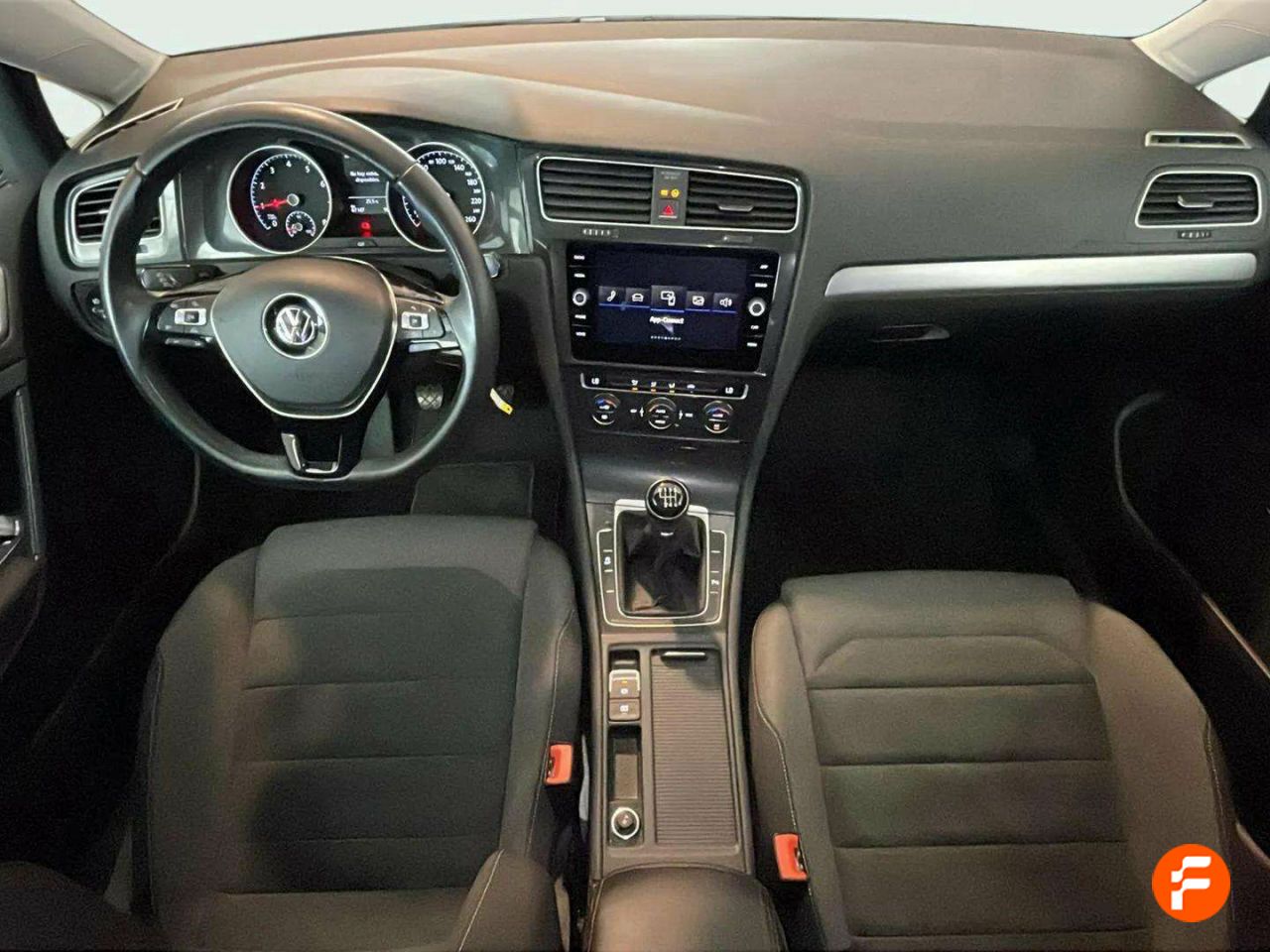 Foto Volkswagen Golf 17