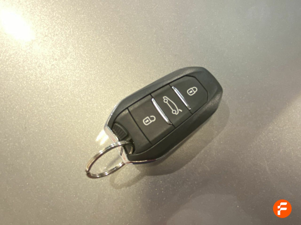 Foto DS Automobiles DS 7 17