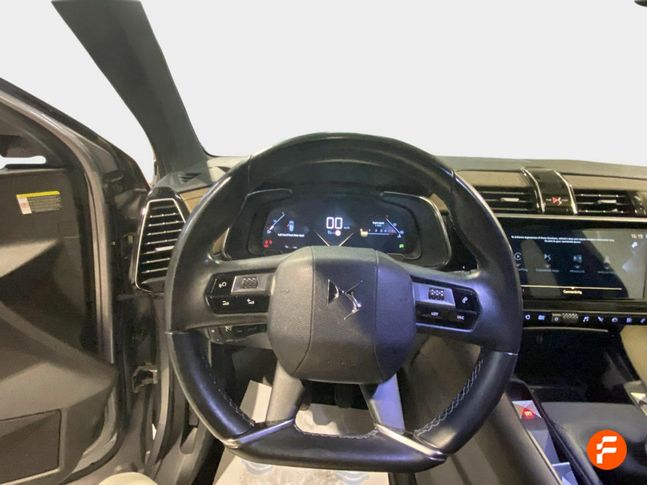 Foto DS Automobiles DS 7 17