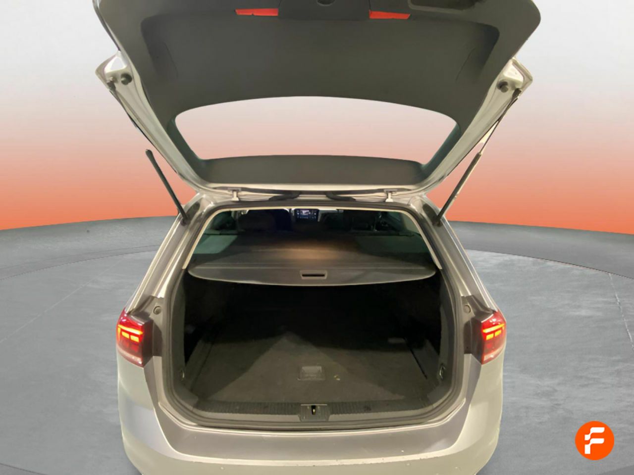Foto Volkswagen Passat 13