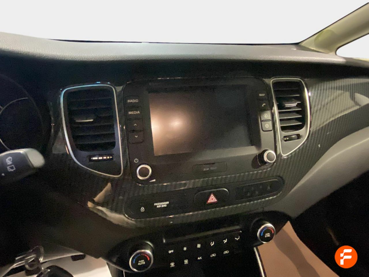 Foto Kia Carens 11