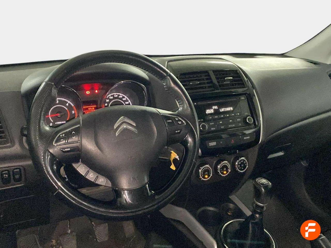 Foto Citroën C4 Aircross 10