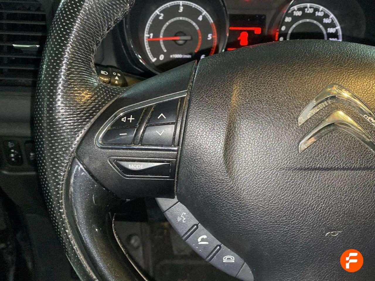 Foto Citroën C4 Aircross 12