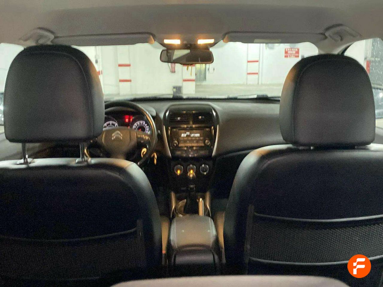 Foto Citroën C4 Aircross 24