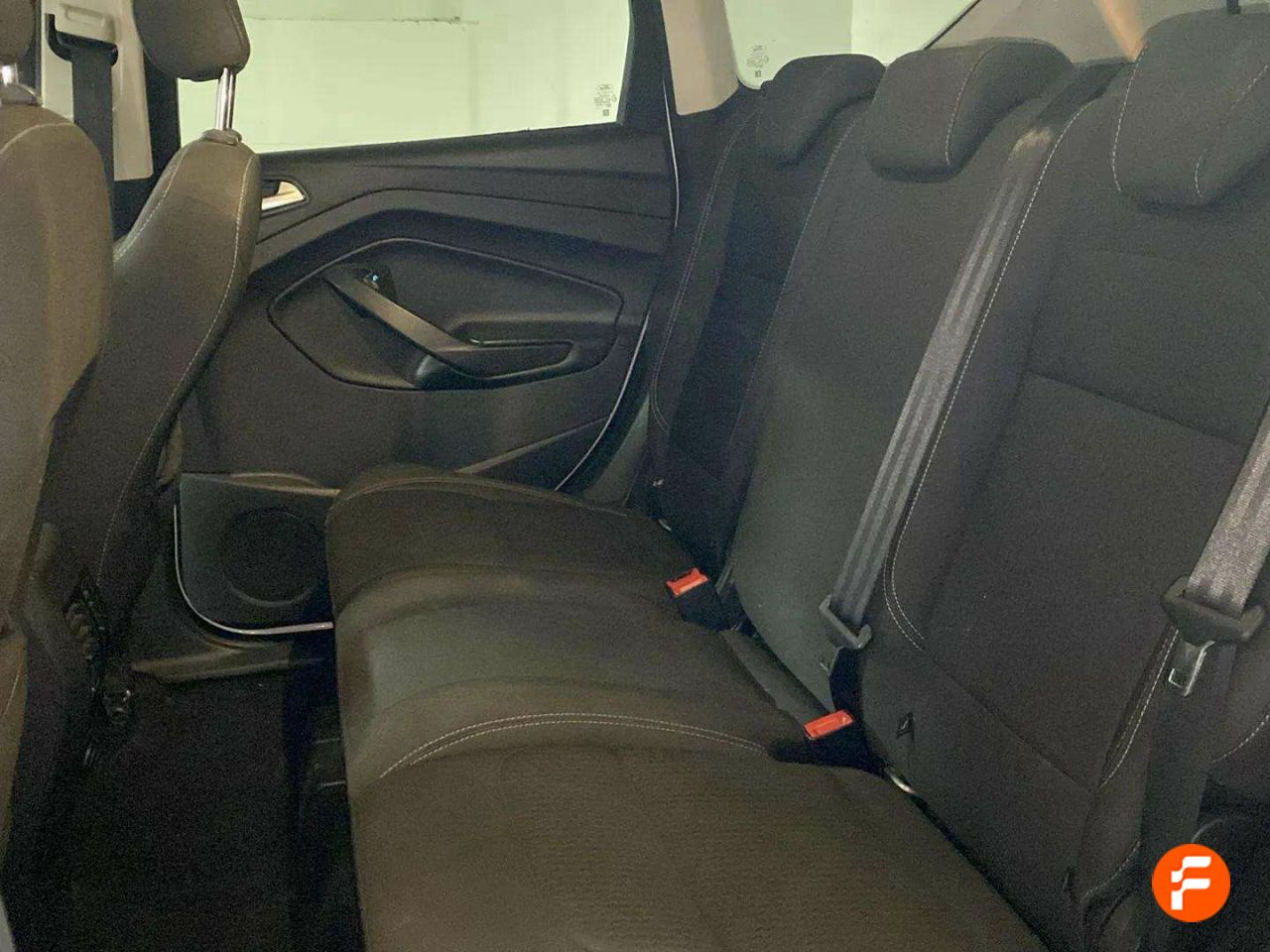Foto Ford Kuga 24