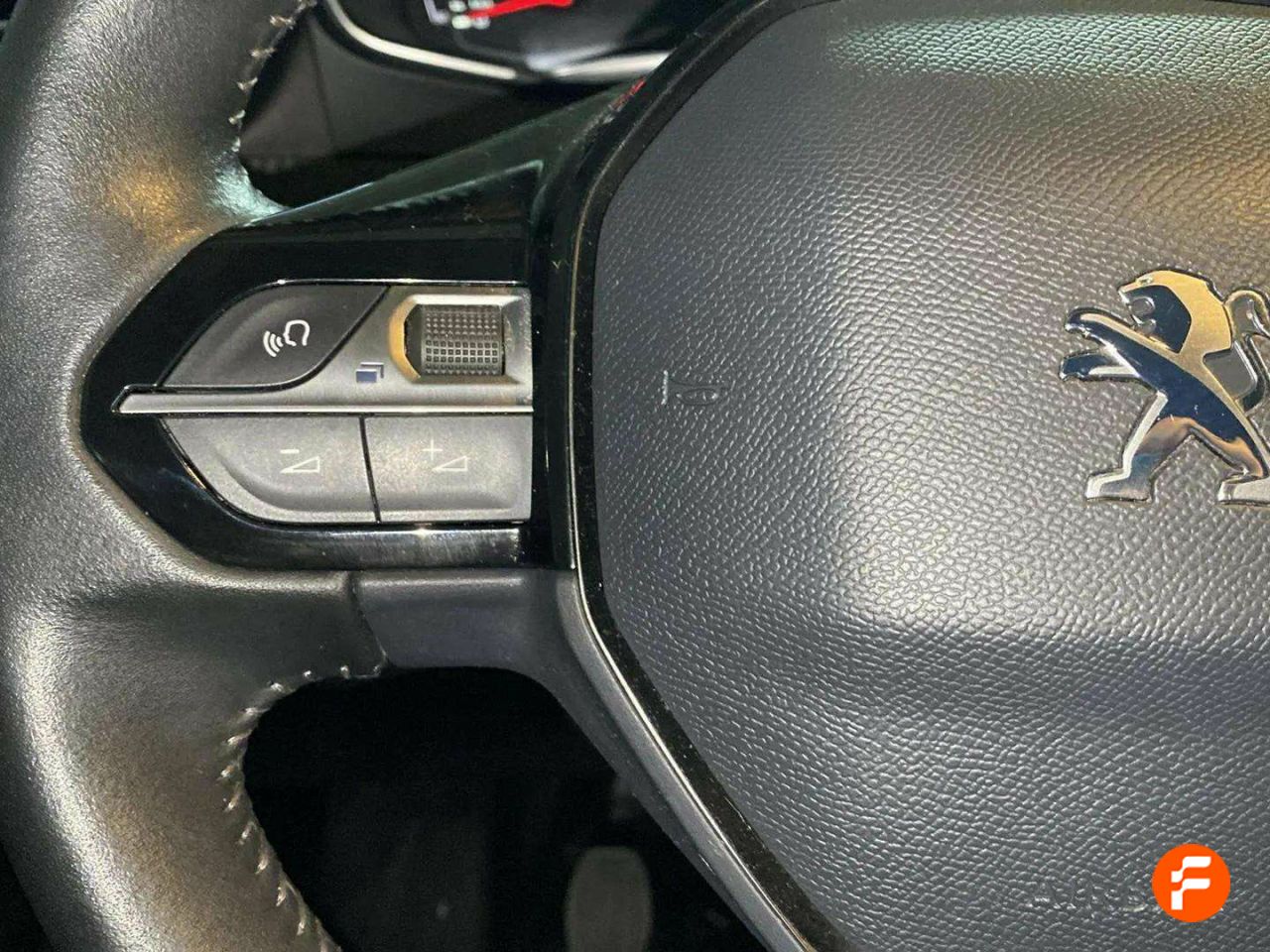 Foto Peugeot 2008 12