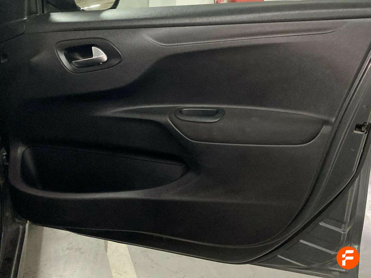 Foto Citroën C-Elysèe 24