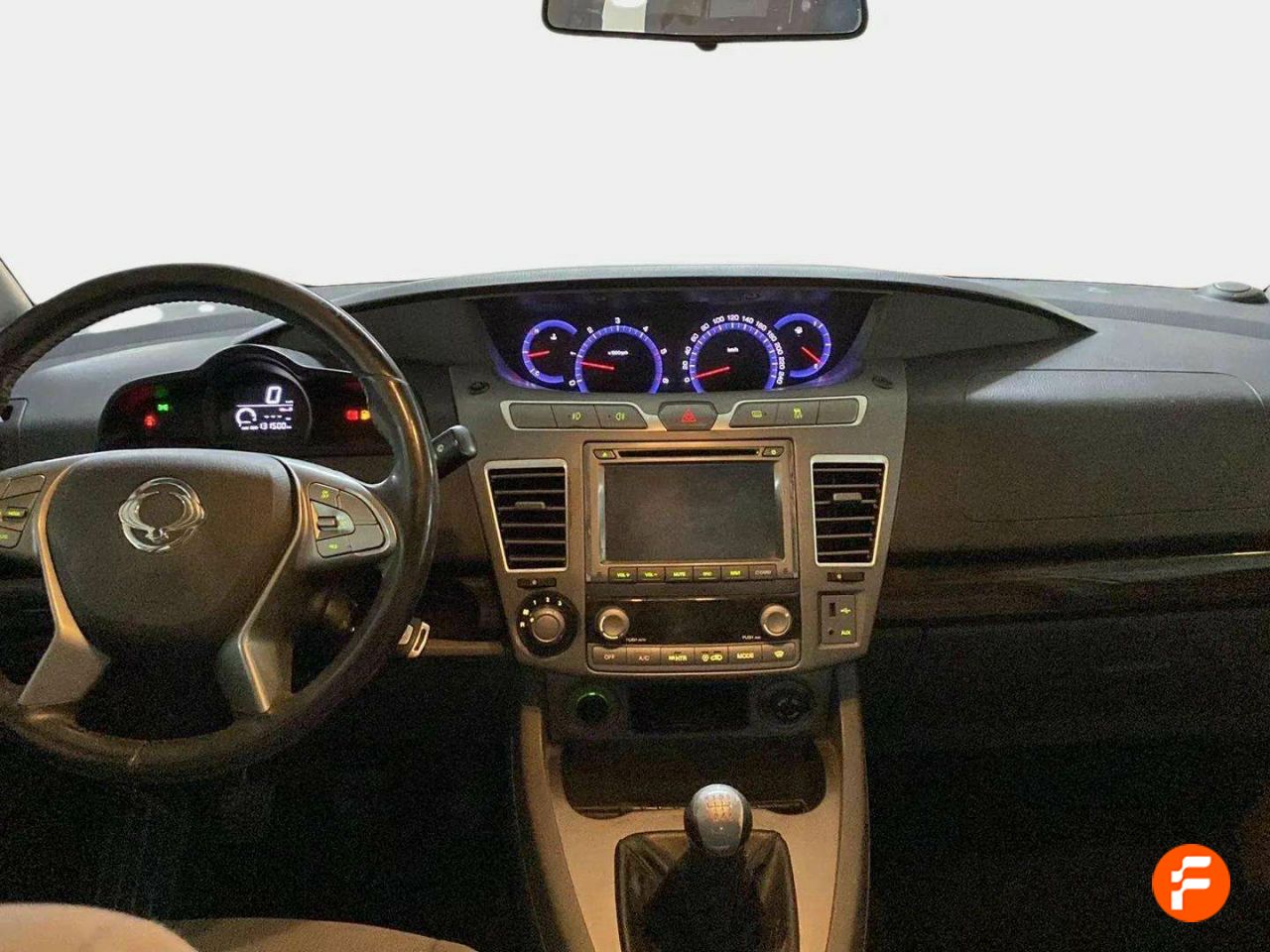 Foto SsangYong Rodius 10