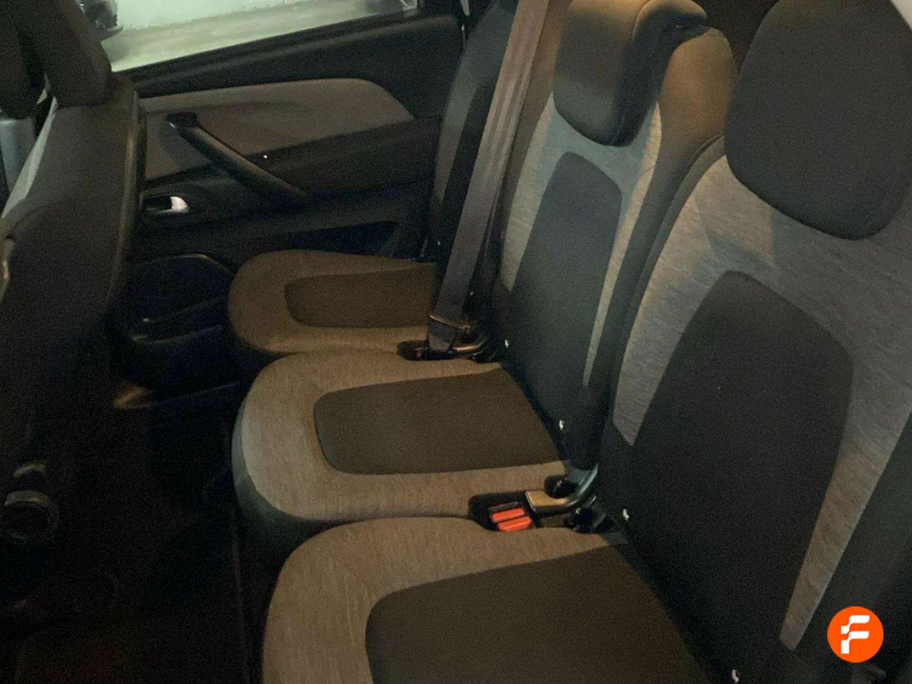Foto Citroën C4 Picasso 22