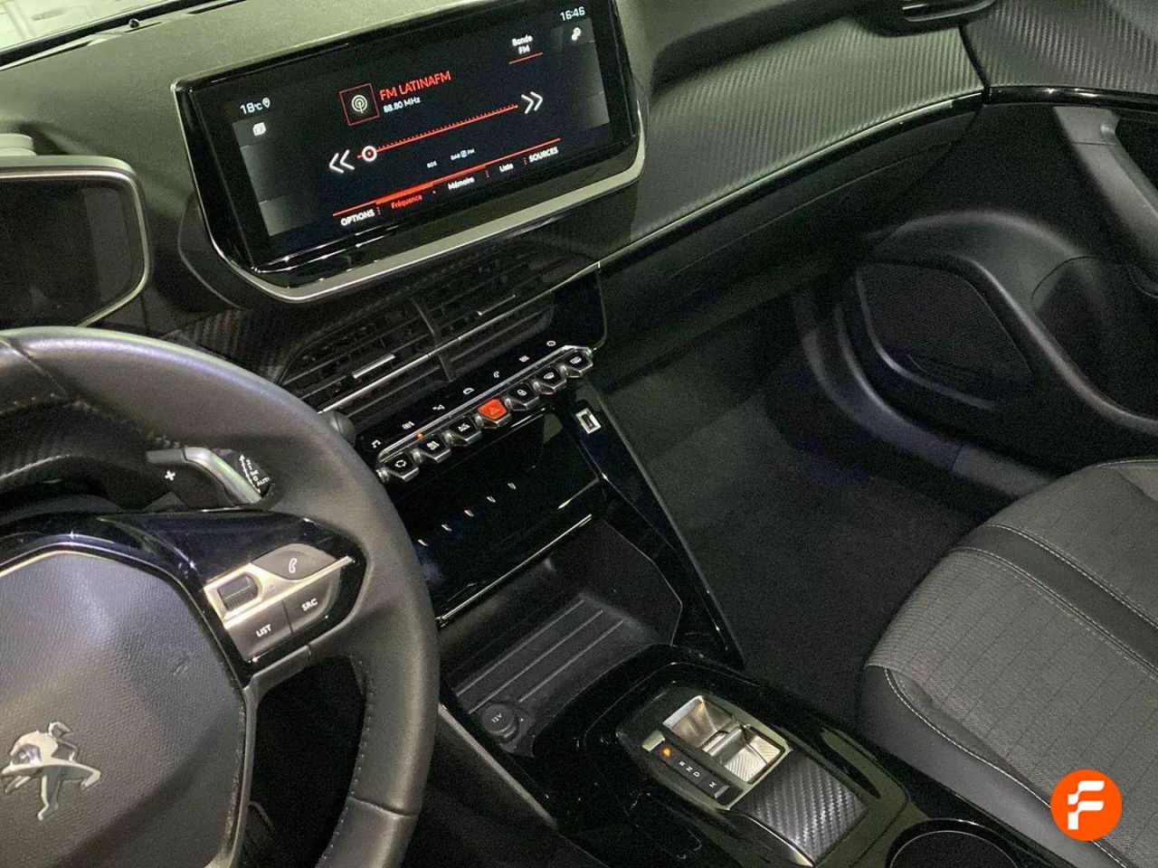 Foto Peugeot 2008 18