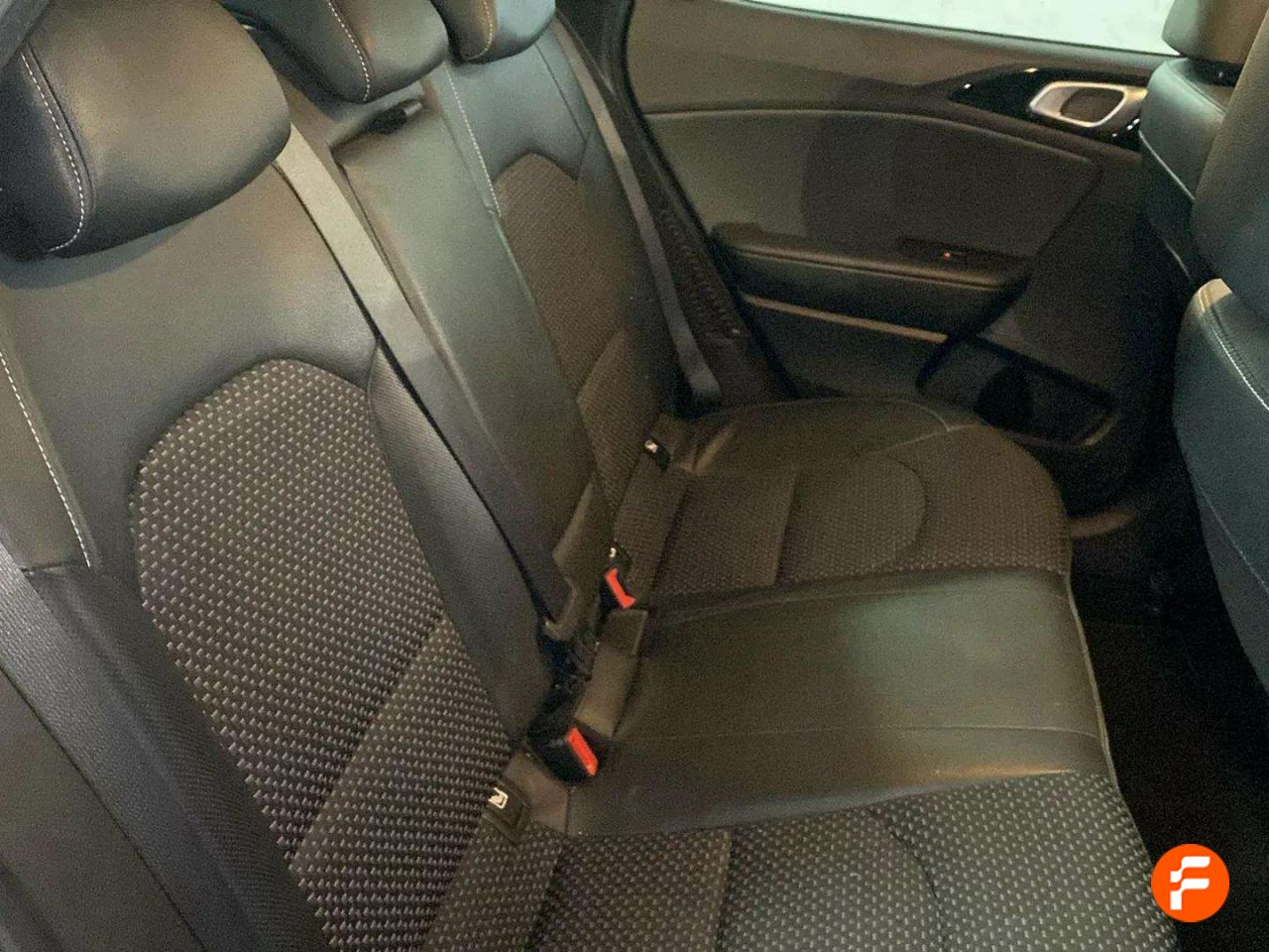 Foto Kia XCeed 27