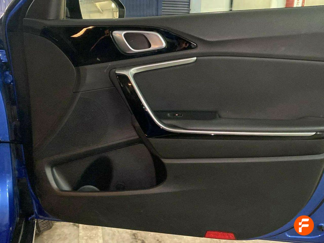Foto Kia XCeed 32