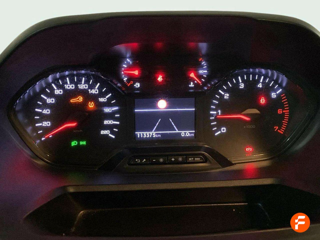 Foto Peugeot Rifter 12