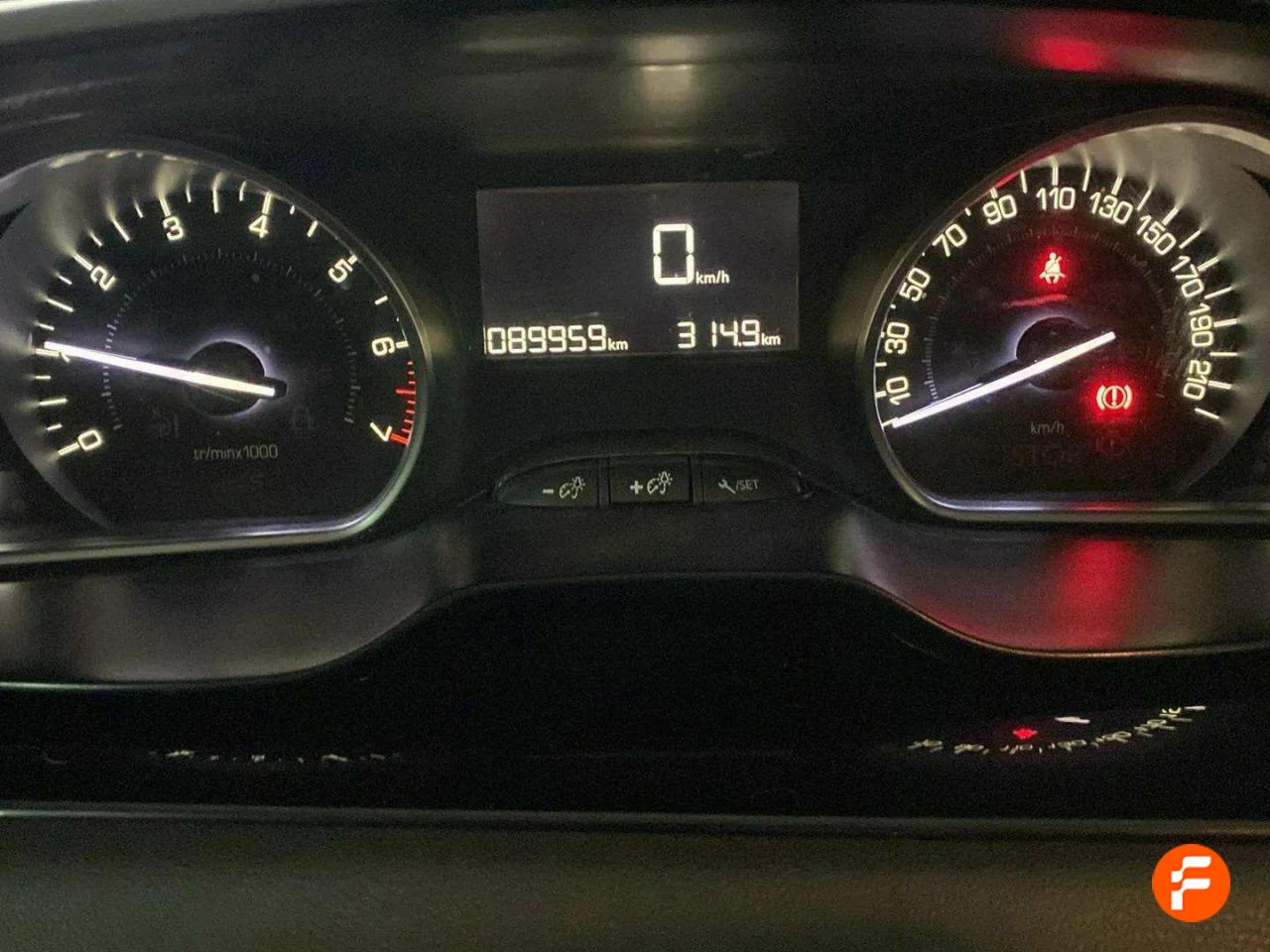 Foto Peugeot 208 13