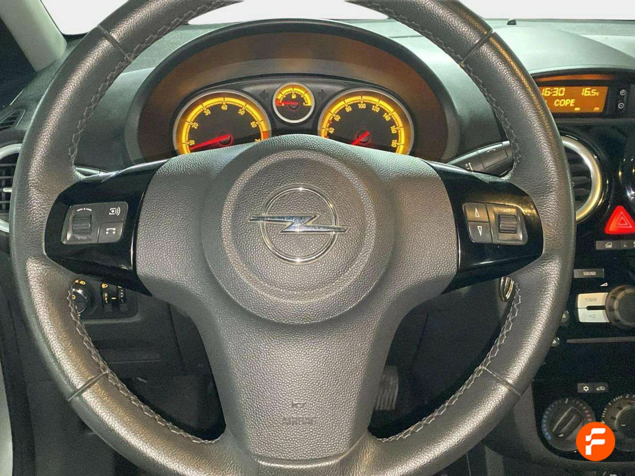 Foto Opel Corsa 11