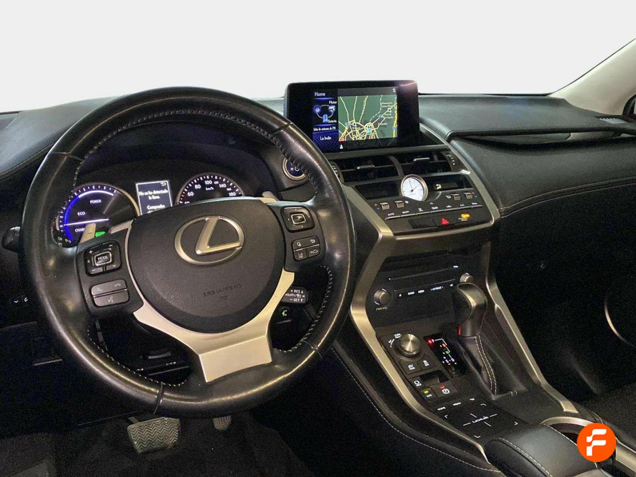 Foto Lexus NX 10