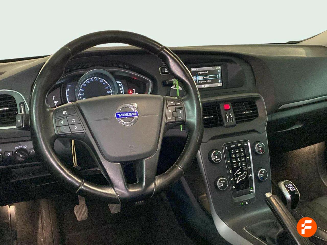 Foto Volvo V40 10