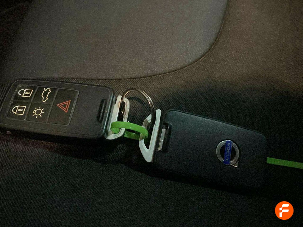 Foto Volvo V40 18