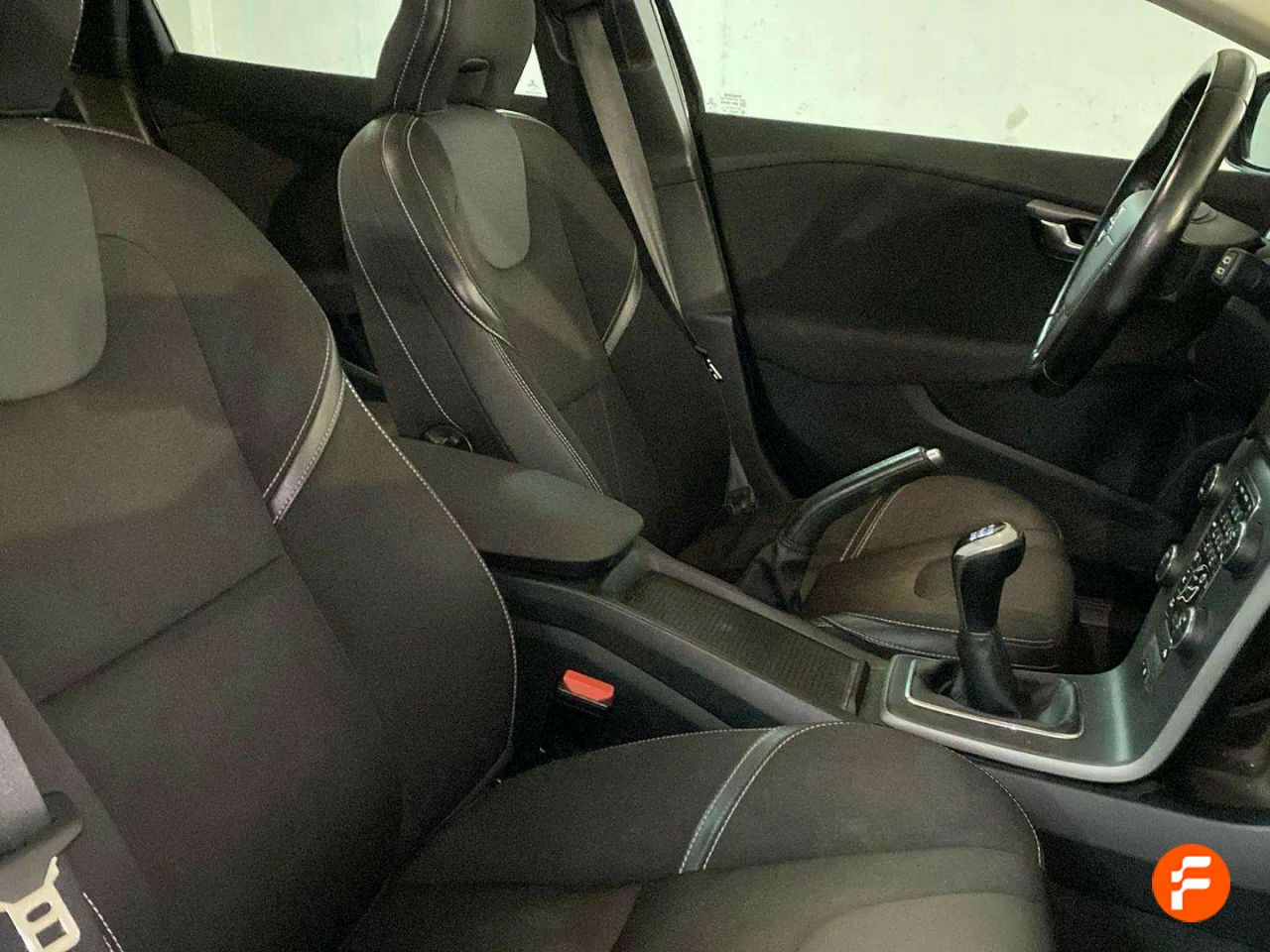 Foto Volvo V40 22