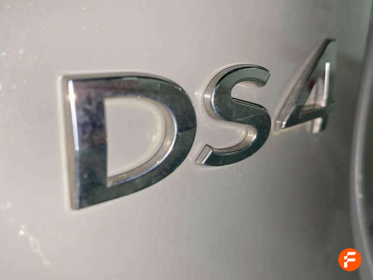 Foto DS Automobiles DS 4 29