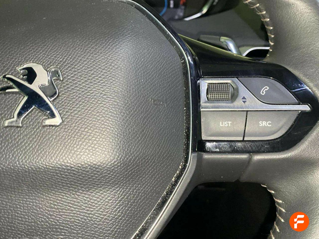 Foto Peugeot 5008 13