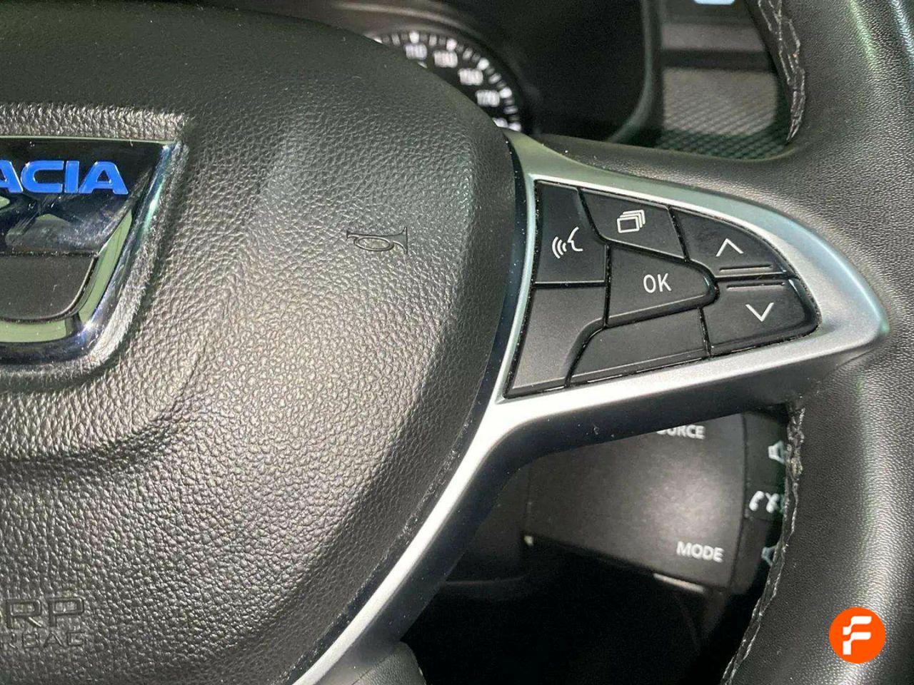 Foto Dacia Logan 13