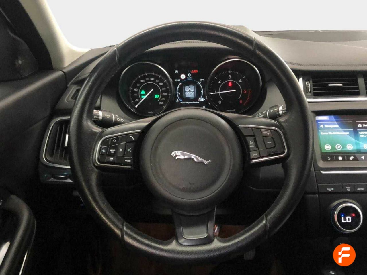 Foto Jaguar E-Pace 12
