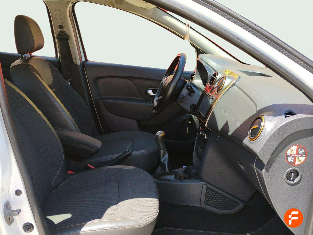Foto Dacia Sandero 19