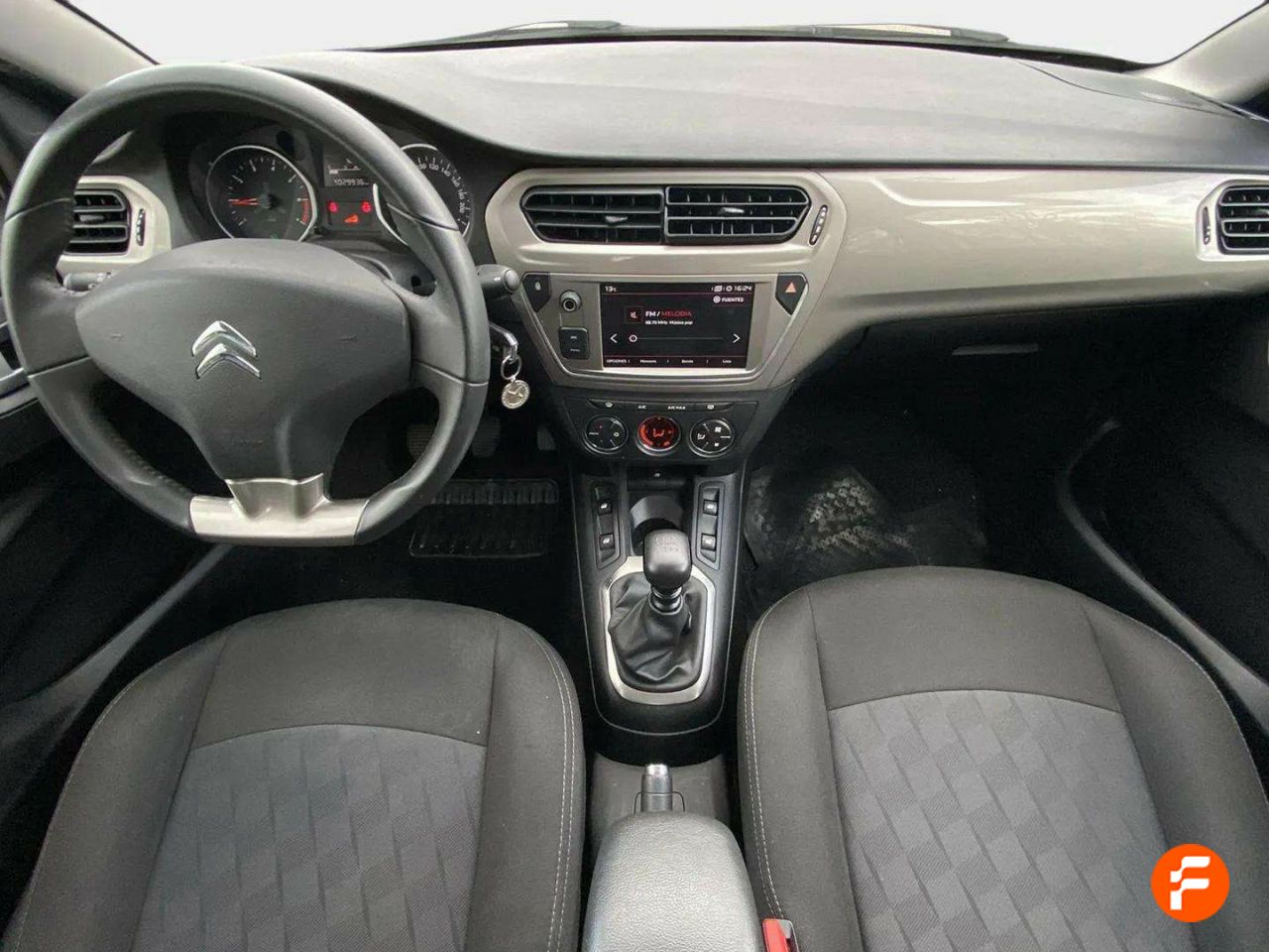 Foto Citroën C-Elysèe 11