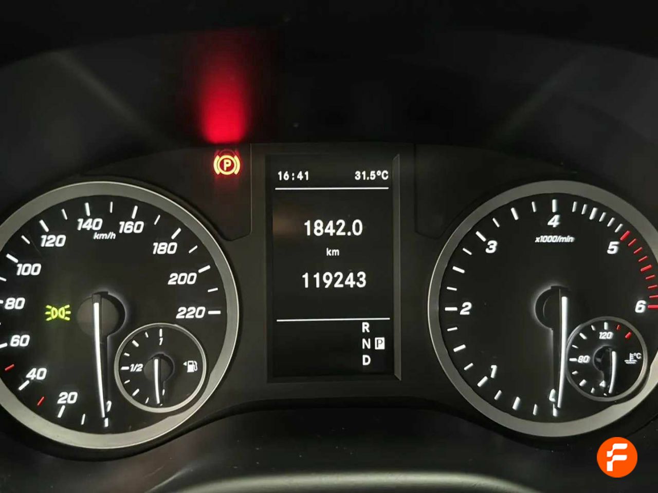 Foto Mercedes-Benz Vito 12