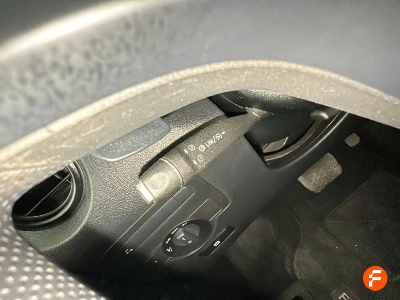 Foto Mercedes-Benz Vito 24