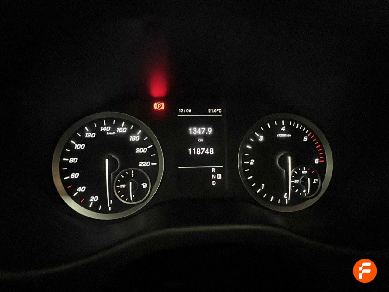 Foto Mercedes-Benz Vito 29