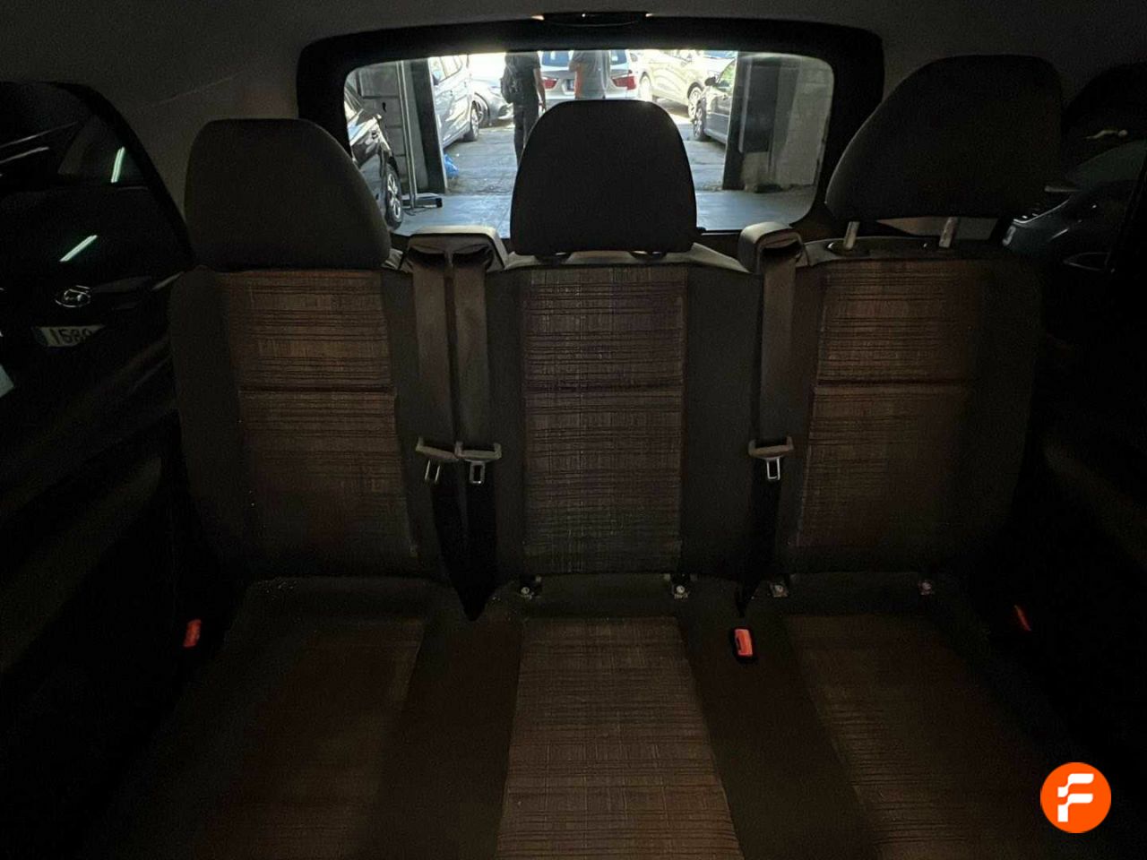 Foto Mercedes-Benz Vito 37