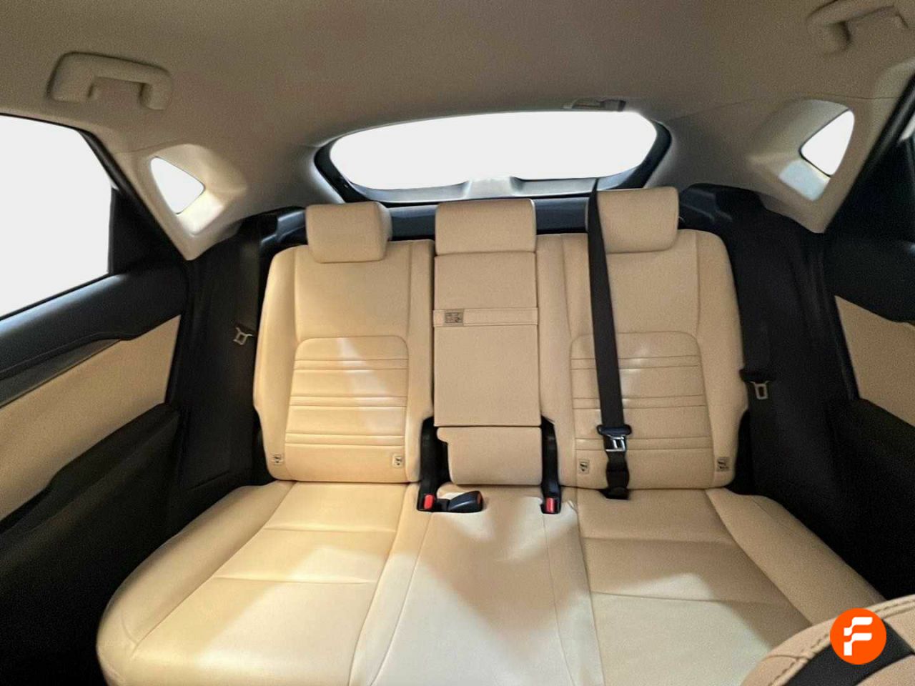 Foto Lexus NX 15