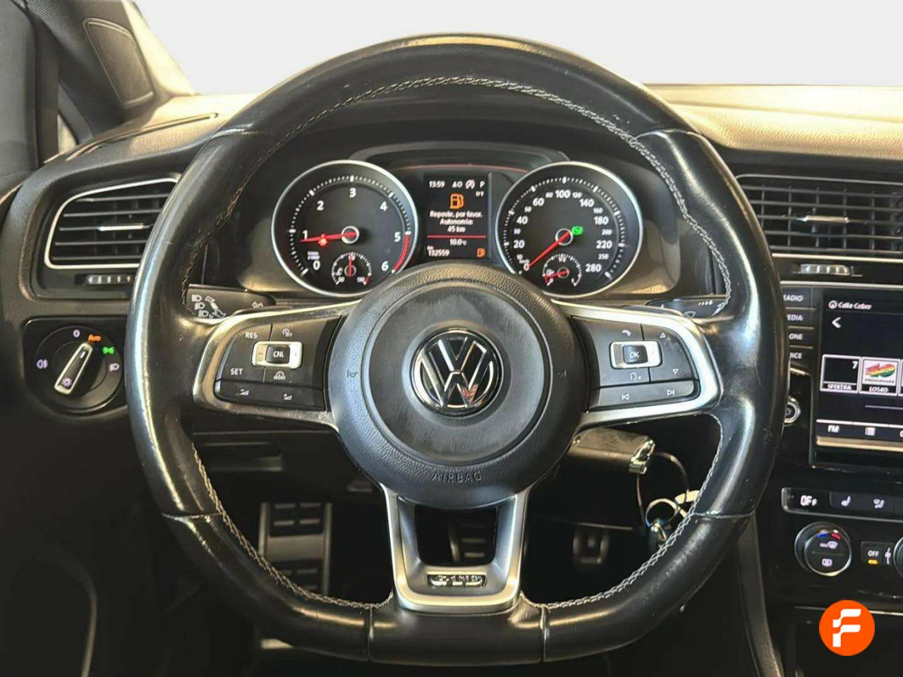 Foto Volkswagen Golf 13