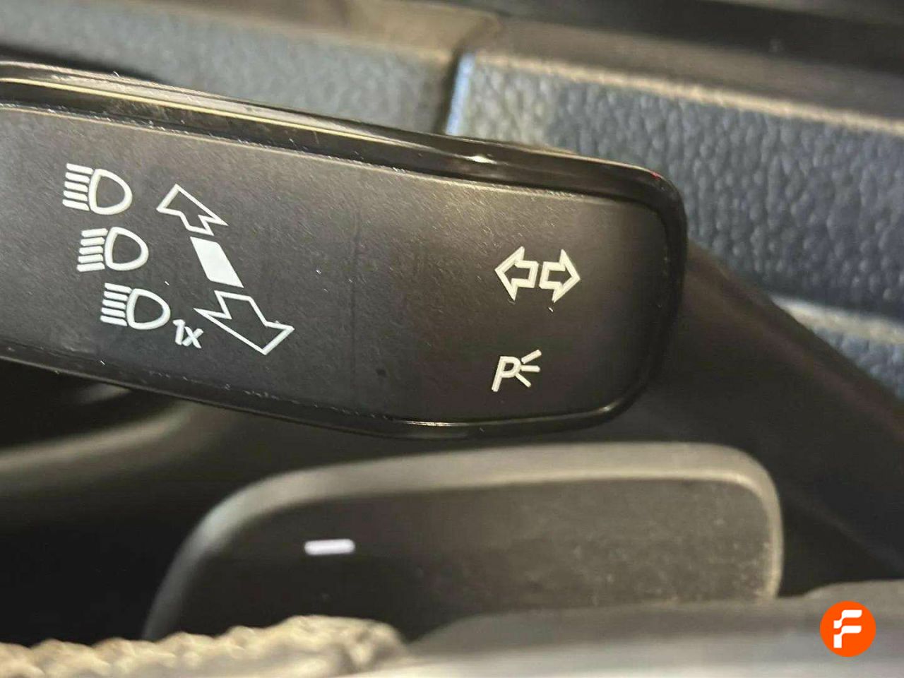 Foto Volkswagen Golf 31