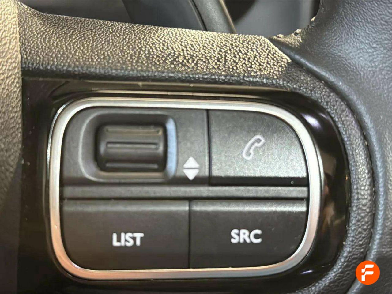 Foto Citroën C5 Aircross 30