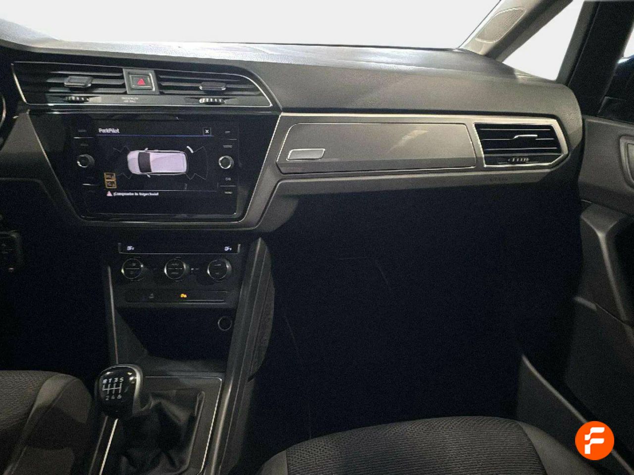 Foto Volkswagen Touran 10