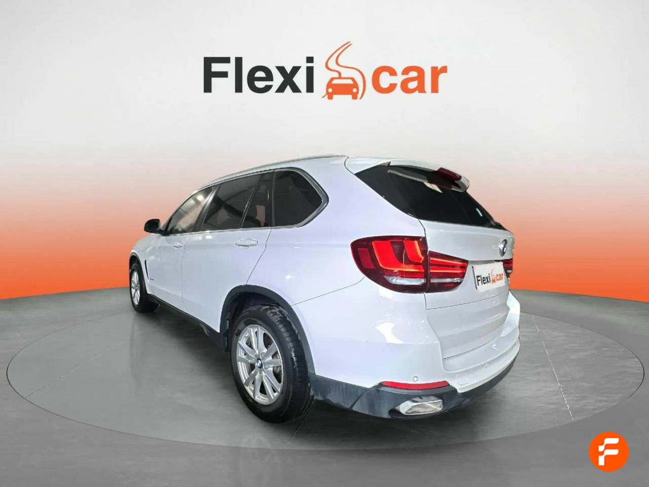 Foto BMW X5 4