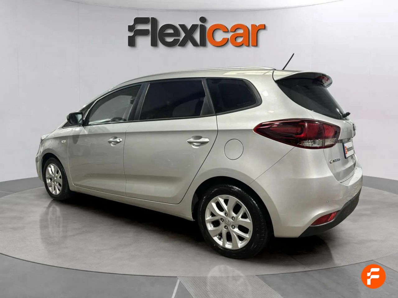Foto Kia Carens 8