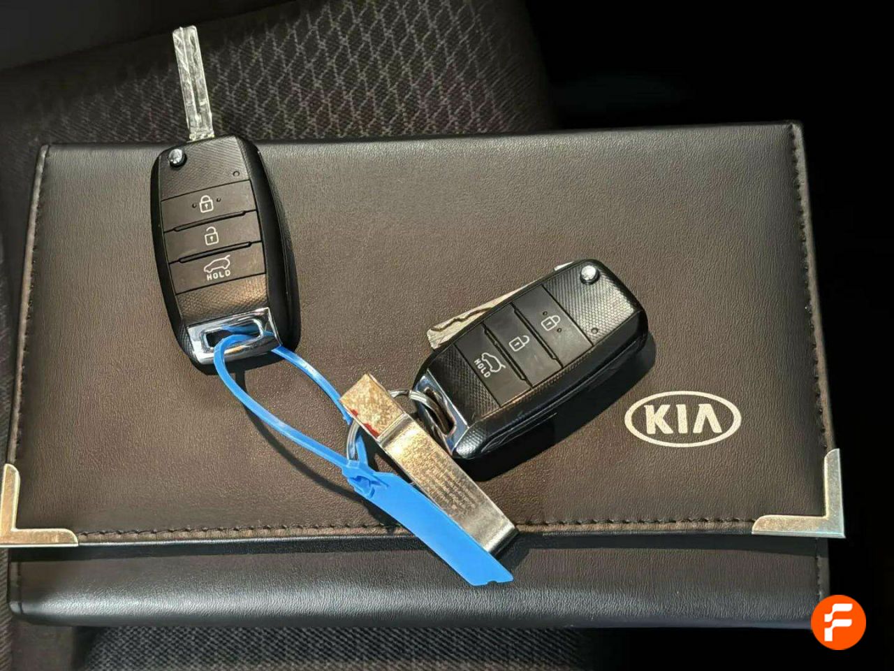 Foto Kia Carens 18